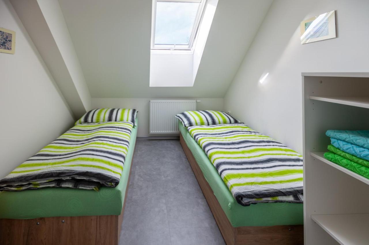Apartmány Domek u lesa Bítov Esterno foto